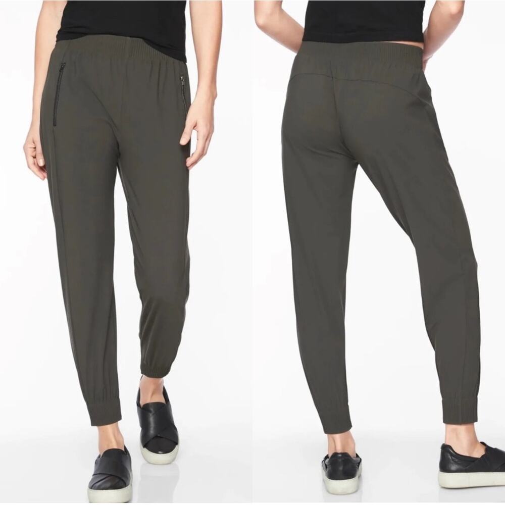 Athleta Cosmic Jogger Pants Arbor Olive 351046-01 Womens Size Small